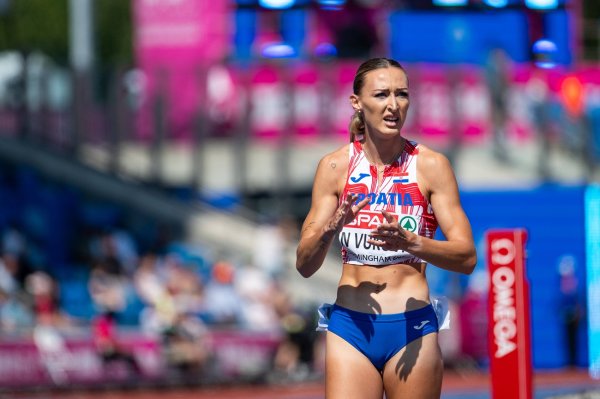 Nina Vuković osobnim rekordom izborila polufinale na 800 metara