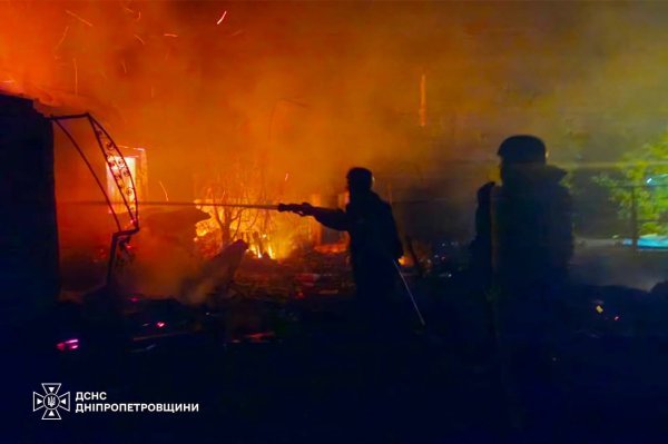Krvavi ruski udar na Zaporižje: Zelenski tvrdi da su korišteni sjevernokorejski projektili