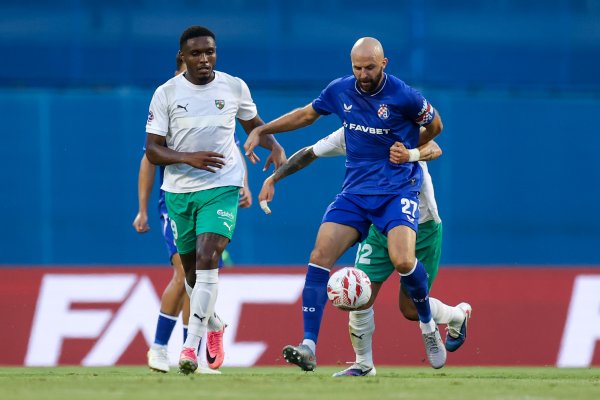 Dinamo s igračem manje slavio kod Kauno Žalgirisa i izborio doigravanje Lige prvaka. Pogledajte golove