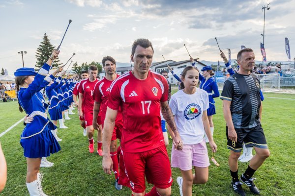 Pogledajte tko je sve došao na humanitarnu utakmicu koju je Zlatko Dalić organizirao u Livnu