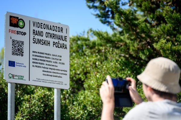Informacije o Firestopu, uključujući EU financije se vide i na šumskim puteljcima