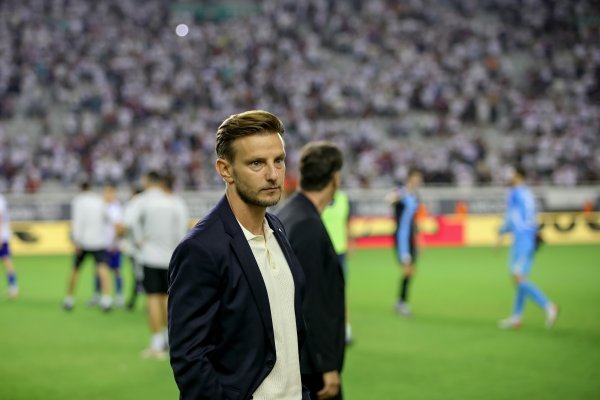 Rakitić se u suzama oprostio od Hajduka: Pogledajte emotivne scene s oproštaja
