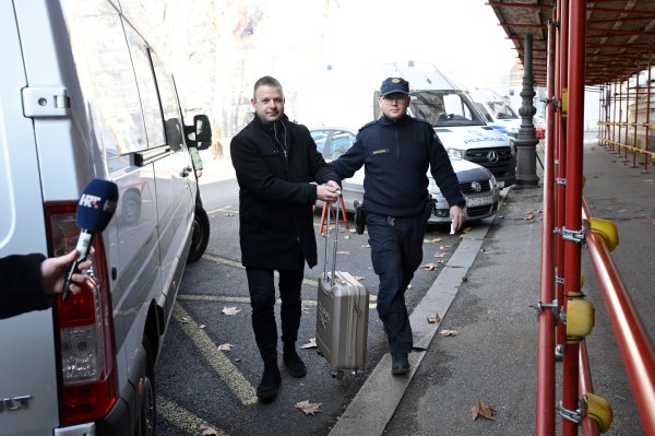 Privođenje Josipa Šinceka