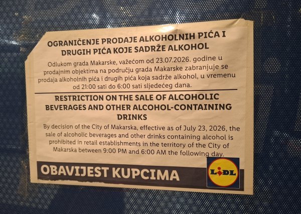 Natpis na ulazu u Lidl