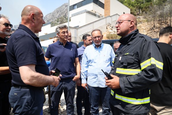 Božinović o uzroku požara u Omišu: 'Ne može se isključiti nikakva mogućnost'