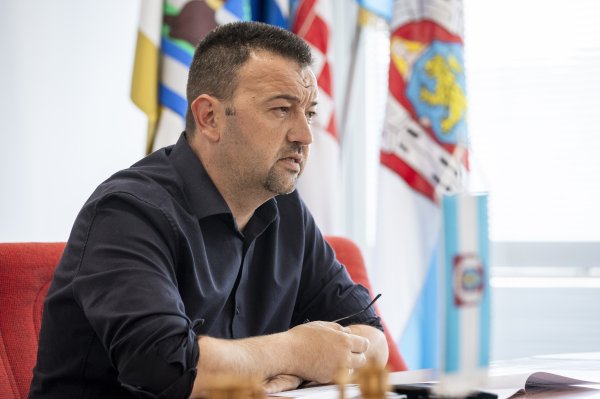 Vukovar šalje financijsku pomoć Omišu: 'Prijatelji se poznaju u nevolji'