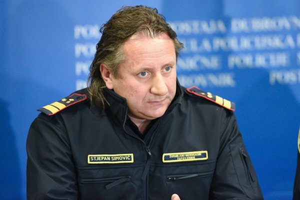 Dubrovački vatrogasni zapovjednik upozorava: 'Da se vatra okrenula prema bolnici, imali bismo Omiš'