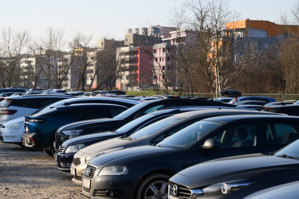 Zagrebom kruže automobili koji ‘love’ neplatiše parkinga: Jedan dnevno provjeri oko 2000 vozila