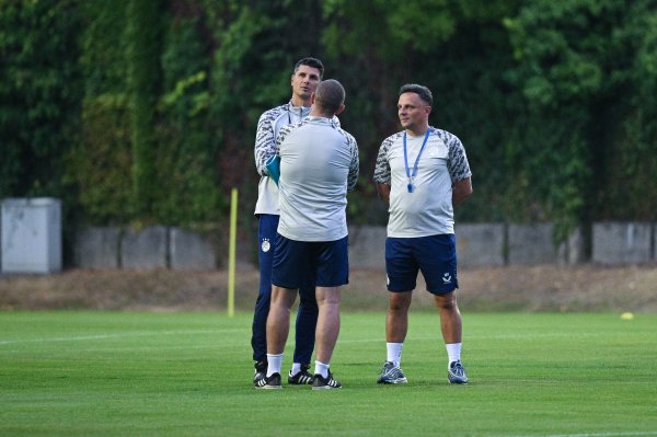 Kovačević prelomio: Ovo je sastav Dinama za ključnu utakmicu sezone