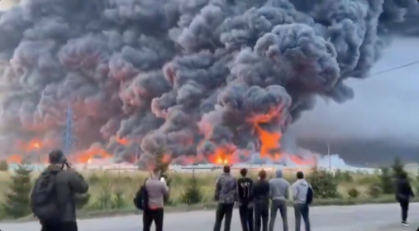 Ukrajinci noćas lansirali više od 600 dronova na Moskvu: Šire se dramatične snimke građana