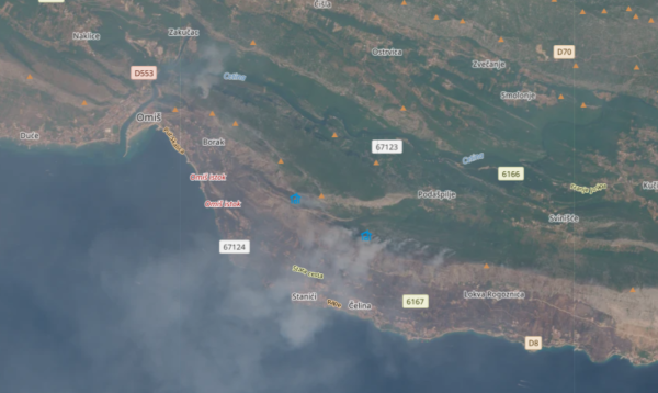 Omiš i okolica tijekom požara, 14. kolovoza