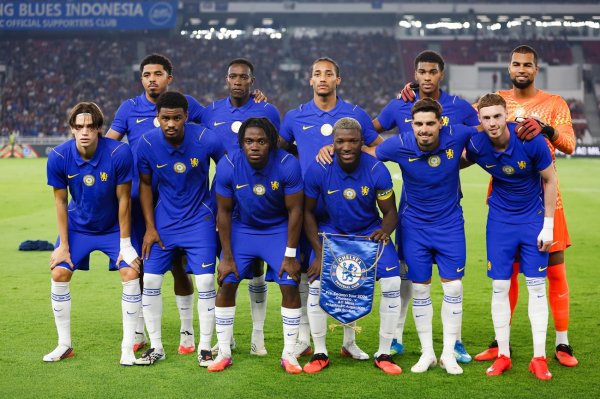 Otkriveno je zašto Chelsea već četvrtu sezonu nema sponzora na dresu