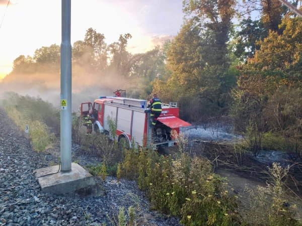 Požar na pruzi Vinkovci- Tovarnik