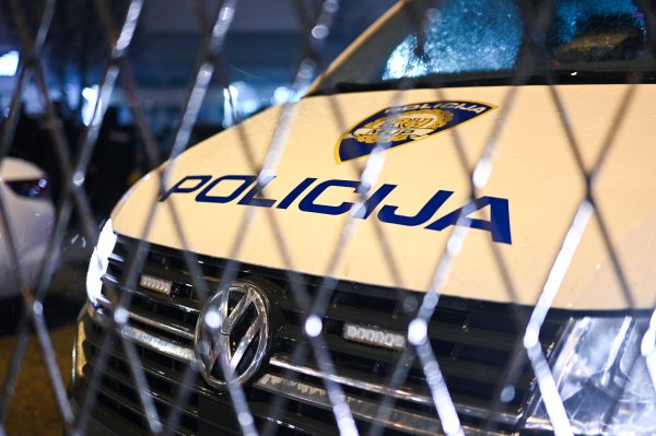 Dječaci u Splitu palili travu i grančice pa bježali policiji: Roditelji pozvani na razgovor