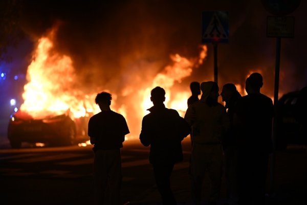 U šumskim požarima u Alžiru poginulo najmanje 12 ljudi: Gašenje otežava snažan vjetar
