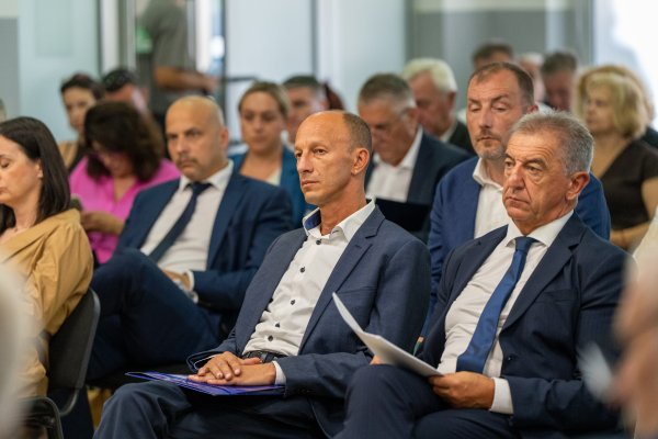Ernest Pery i njegov 'neprijatelj' Darko Milinović