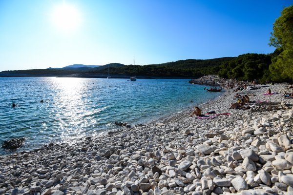 Srebrna plaža na otoku Visu