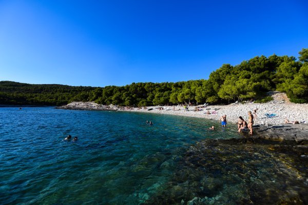 Srebrna plaža na otoku Visu