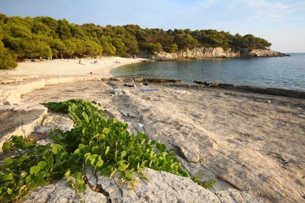 Srebrna plaža na otoku Visu