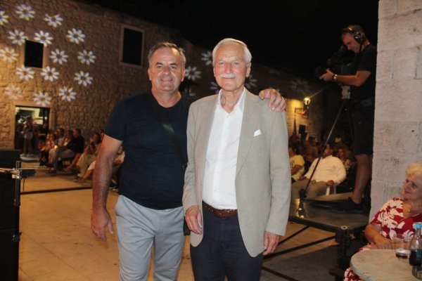 Boris i direktor festivala Želimir Škarpona
