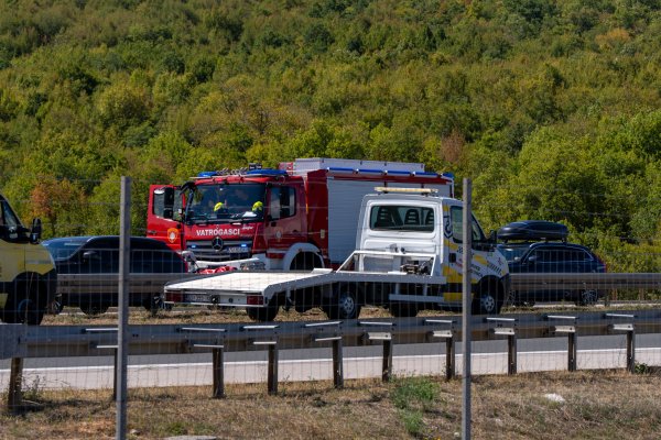 Prevrnuo se kamion na A1