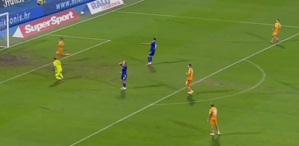 Pogledajte kako su se Kovačević i Beljo naljutili na dinamovca zbog ovog poteza