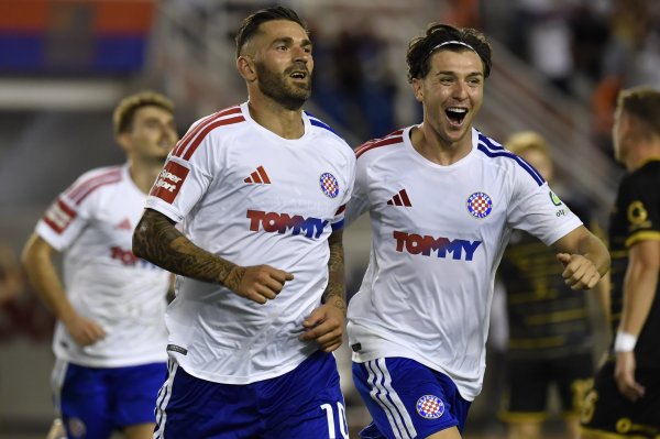 Hajduk s igračem više pregazio Osijek. Pogledajte golove