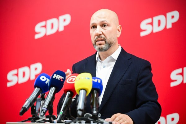 Zmajlović prozvao Vladu zbog Gospića: ‘Sve su znali još prije tri godine’