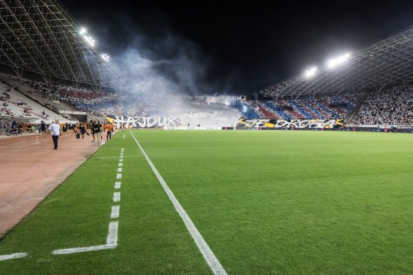 UEFA žestoko kaznila Hajduk zbog divljanja navijača protiv Rakowa, kažnjen i jedan igrač