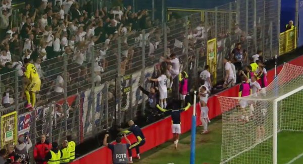 Emocije koje je Hajduk čekao godinama: Nakon posljednjeg zvižduka krenula je fešta za pamćenje