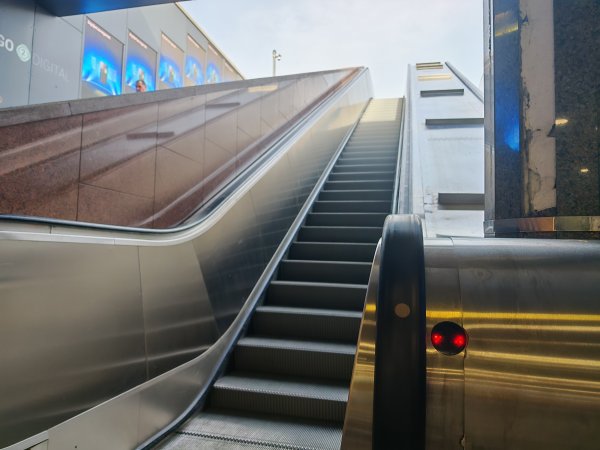 Pokretne stepenice u Importanne centru ponovno stale