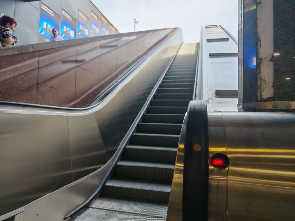Pokretne stepenice u Importanne centru ponovno stale