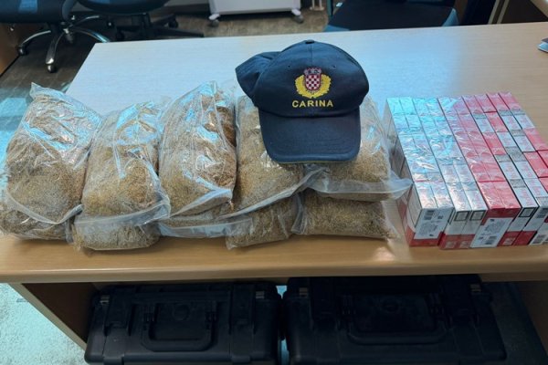 Pokušao u Hrvatsku unijeti pet kilograma duhana i 1000 cigareta, kažnjen s 3900 eura