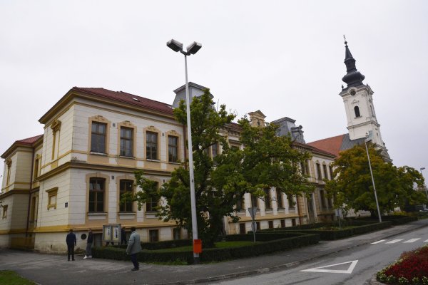 Treći put u 15 mjeseci, Nova Gradiška bira gradonačelnika: Tko će zamijeniti Vinka Grgića