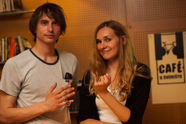 Dobitnici nagrada Prozak i Na vrh jezika prstena - Darko Šeparović i Ružica Aščić