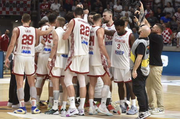 Hrvatska u ludoj utakmici okrenula -14 i napravila ogroman korak prema Svjetskom prvenstvu