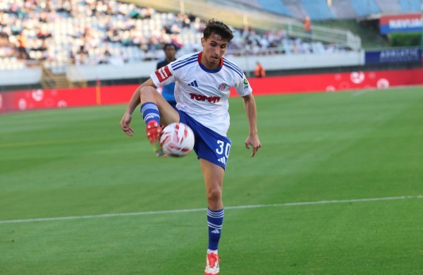 Bio je miljenik navijača Hajduka, a sada je stigao na Maksimir potpisati za Dinamo