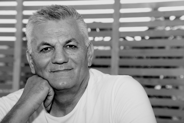 Malo tko zna da je Ivan Gudelj kao dječak glumio u kultnoj seriji uz Radu Šerbedžiju