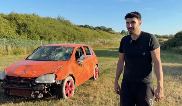 Pogledajte kako su uništavali Volkswagen Golf 24 sata: Tek deveti test ga je dokrajčio