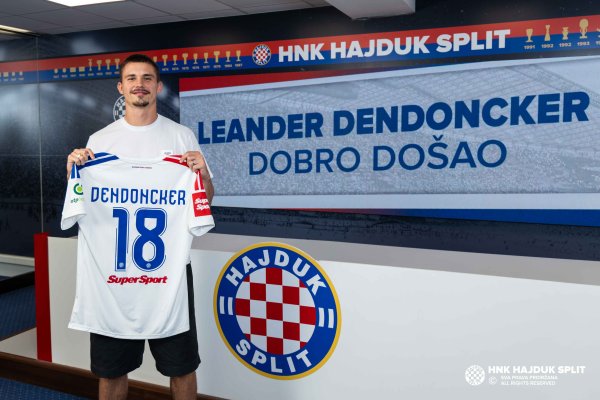 Pogledajte kako je Hajduk predstavio Dendonckera: Satovi otkucali ponoć, a onda je povukao prvi potez