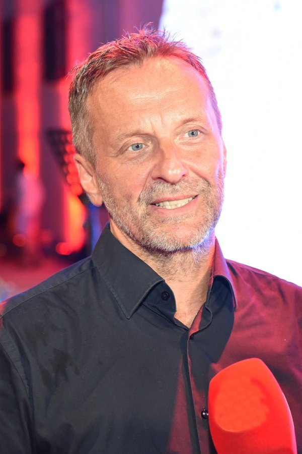 Ante Gelo osmislio je dvodnevni hommage obitelji Dedić u dva formata, na Strossmayerovom trgu i u klubu Kontesa