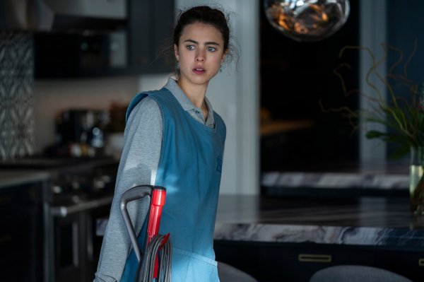 Ne znate što gledati za vikend? Ove tri miniserije 'progutat' ćete u samo dva dana