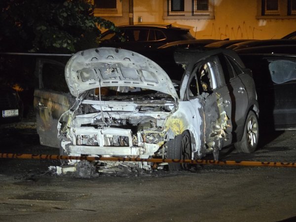 Izgorio automobil zamjenice državne odvjetnice u Slavonskom Brodu