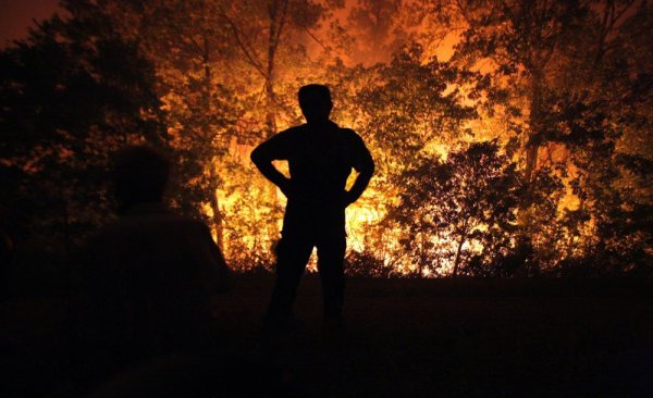 Novi veliki šumski požar u Srbiji: Vatru na Suvoj planini gasi i ruski zrakoplov
