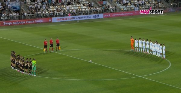 Pogledajte kako su reagirali Rijekini navijači na minutu šutnje u čast velikana Ivana Gudelja