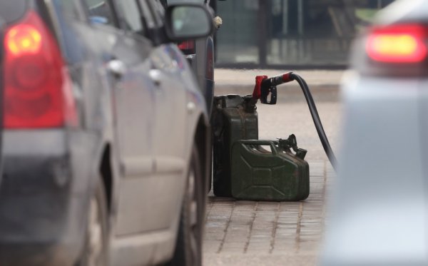 Vodećih proizvođači nafte najavljuju tek nešto više barela u listopadu