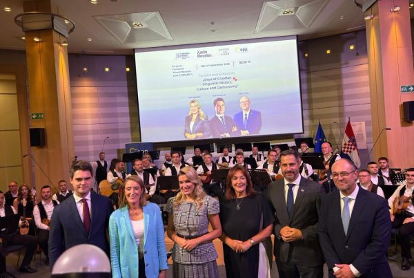 Tamburaši, hrana i jezik: HDZ-ovci organizirali dane hrvatske kulture u srcu EU-a