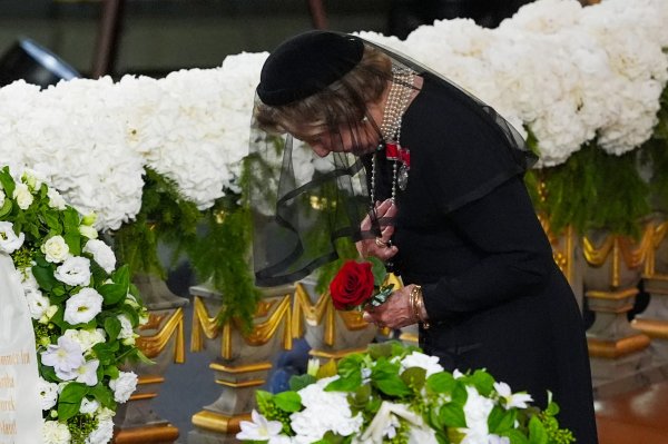 Fotografije koje slamaju srce: Kraljica Sonja oprostila se od voljenog Haralda, zajedno su bili više od 60 godina