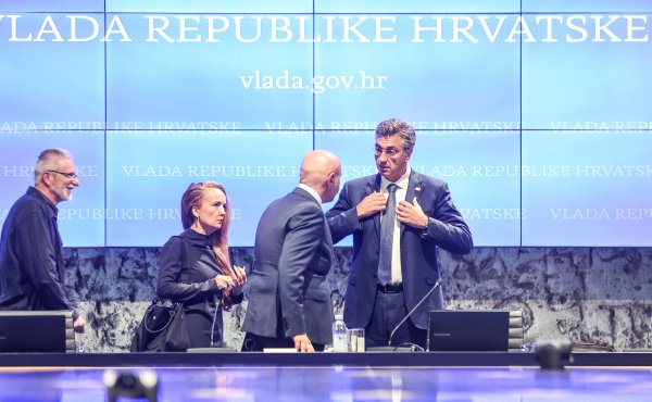 Novi porezni paket: Ukida se porez na mirovine, rastu nameti - evo tko će plaćati više