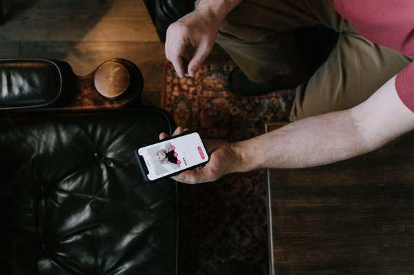 Sad se i partneri mogu naći online